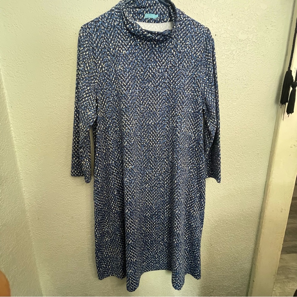 Elegant Blue Patterned Dress